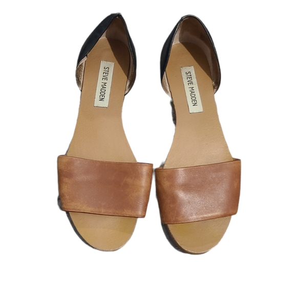 Steve Madden Shoes - Womens Steve madden sidestep sandals
